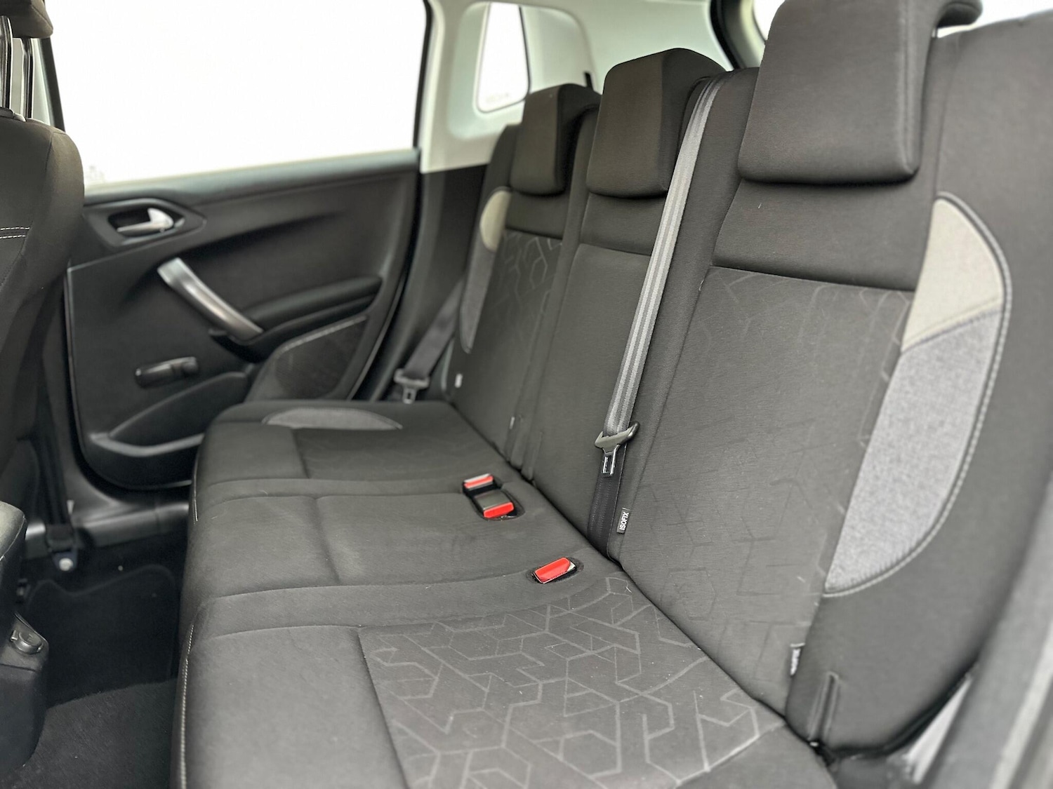 Used Peugeot 2008 2017 for sale - 76997584: Photo 14