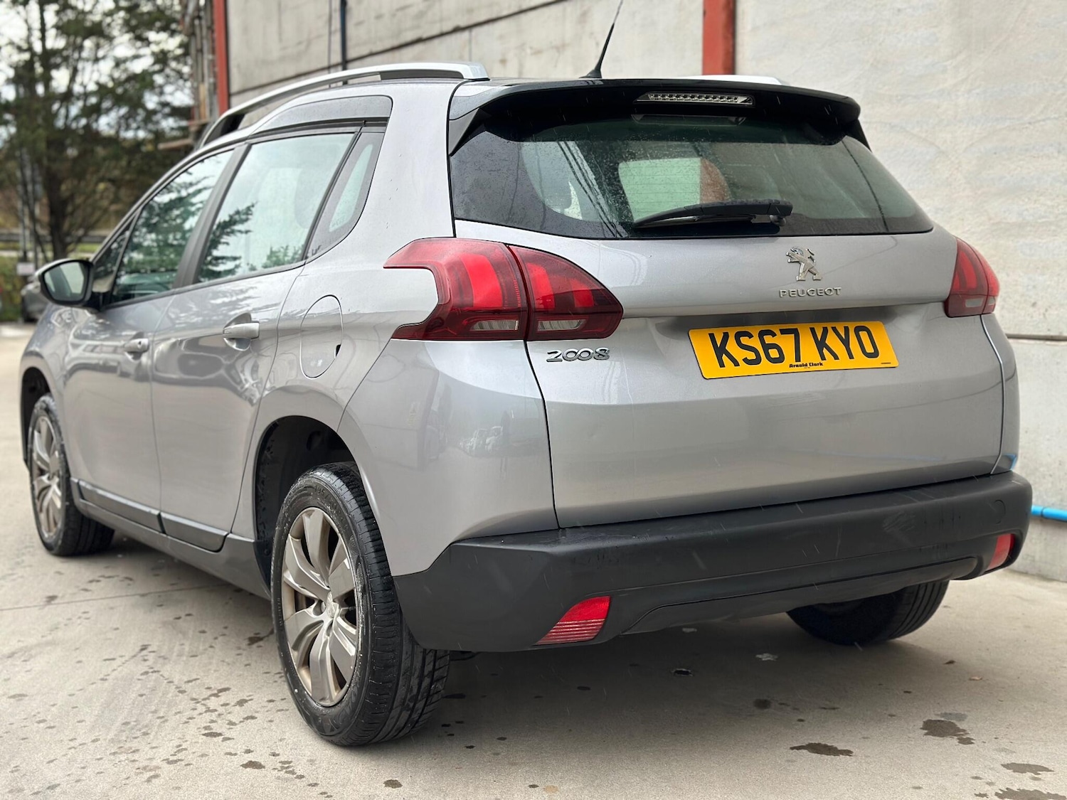Used Peugeot 2008 2017 for sale - 76997584: Photo 5