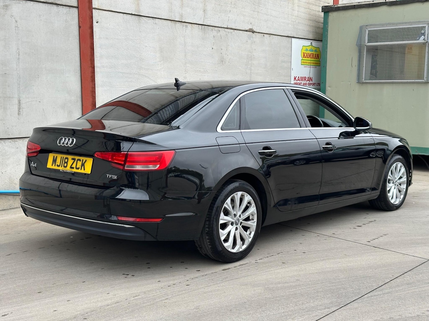 Used Audi A4 2018 for sale - 76269932: Photo 5