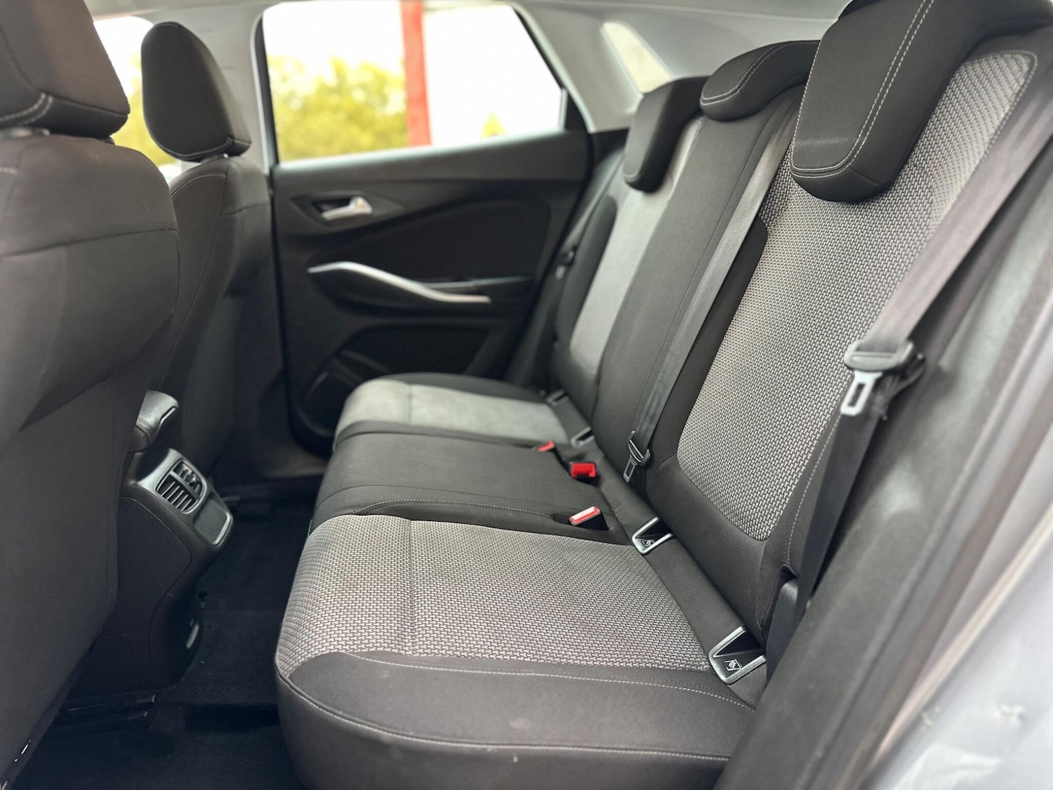 Used Vauxhall Grandland X 2018 for sale - 76270265: Photo 13