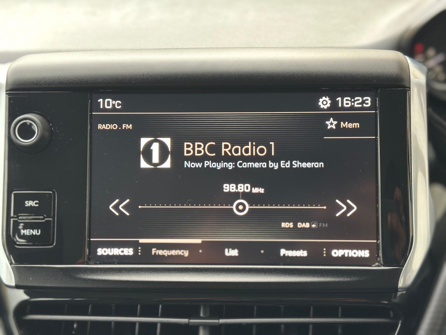 Used Peugeot 2008 2017 for sale - 76360123: Photo 20