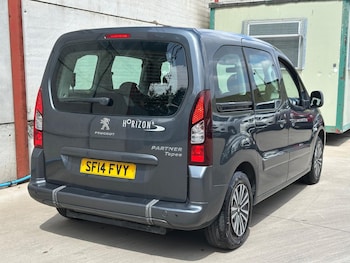 Used Peugeot Partner Tepee 2014 for sale - 75493240: Photo