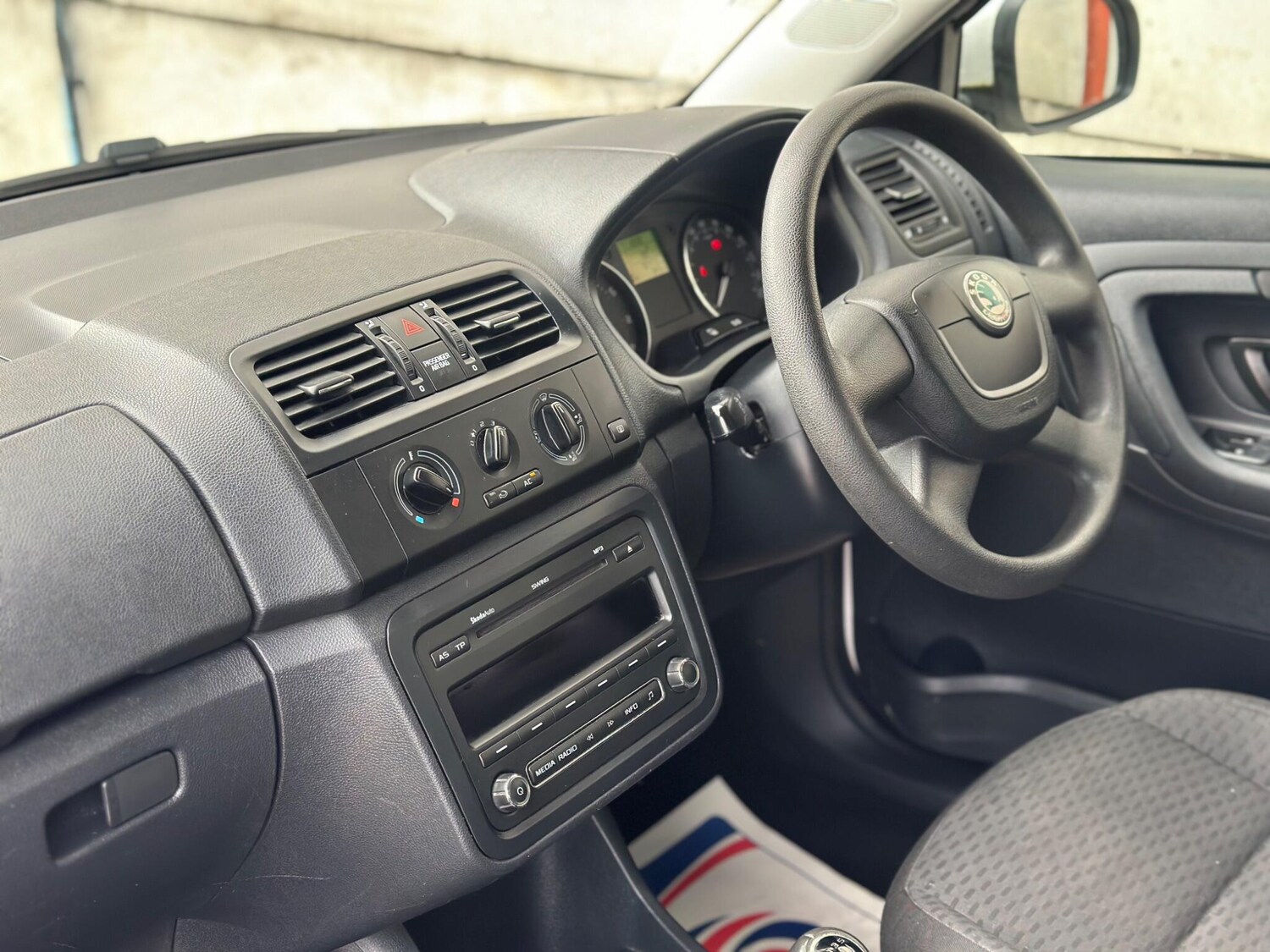 Used Skoda Fabia 2011 for sale - 77320212: Photo 12