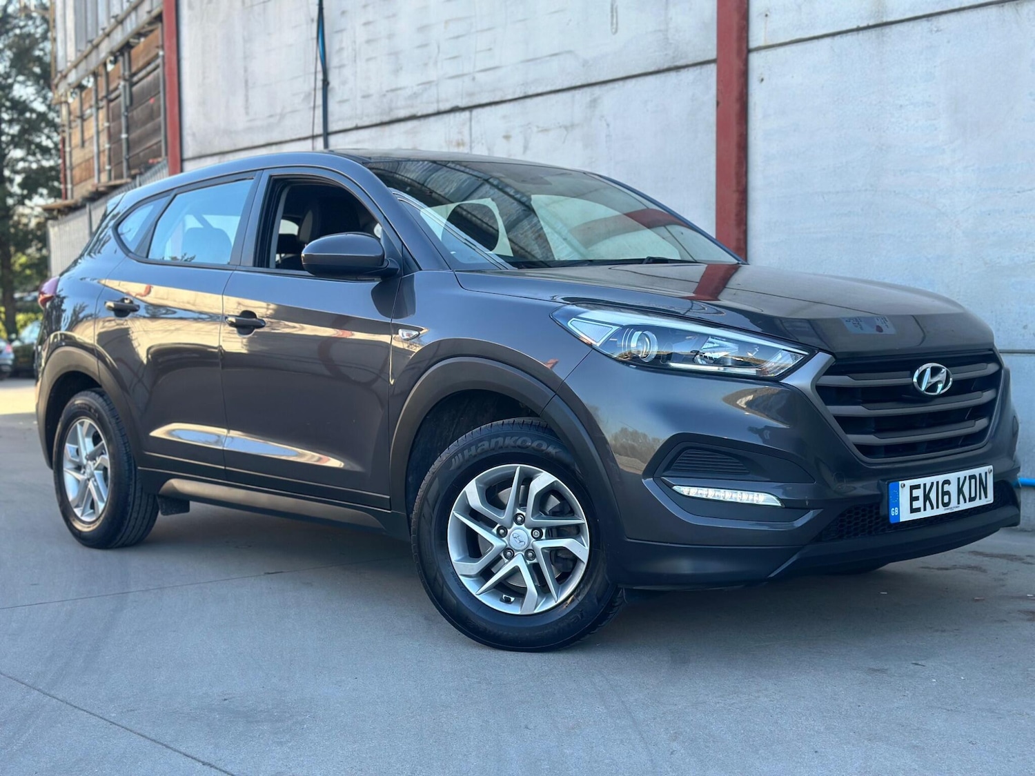 Used Hyundai TUCSON for sale - 78127926: Photo 2