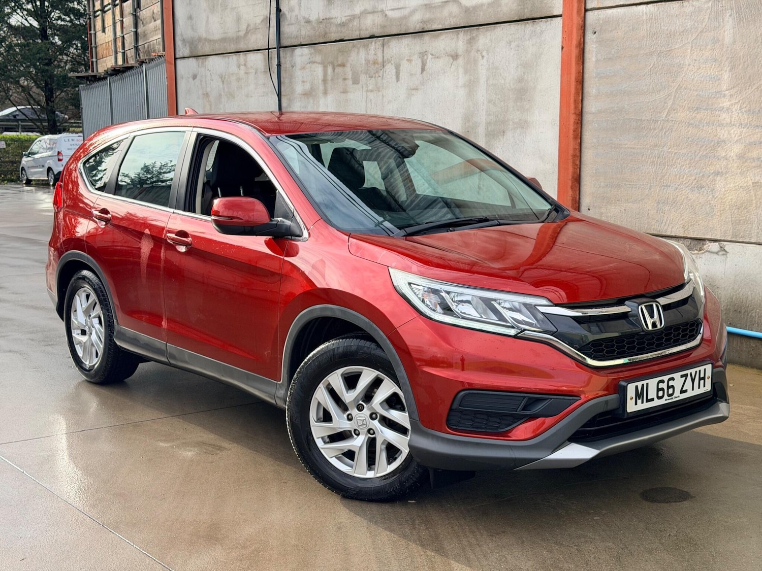 Used Honda CR-V for sale - 77305175: Photo 2