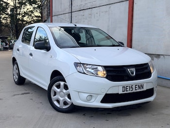 Used Dacia Sandero 2015 for sale - 78622623: Photo