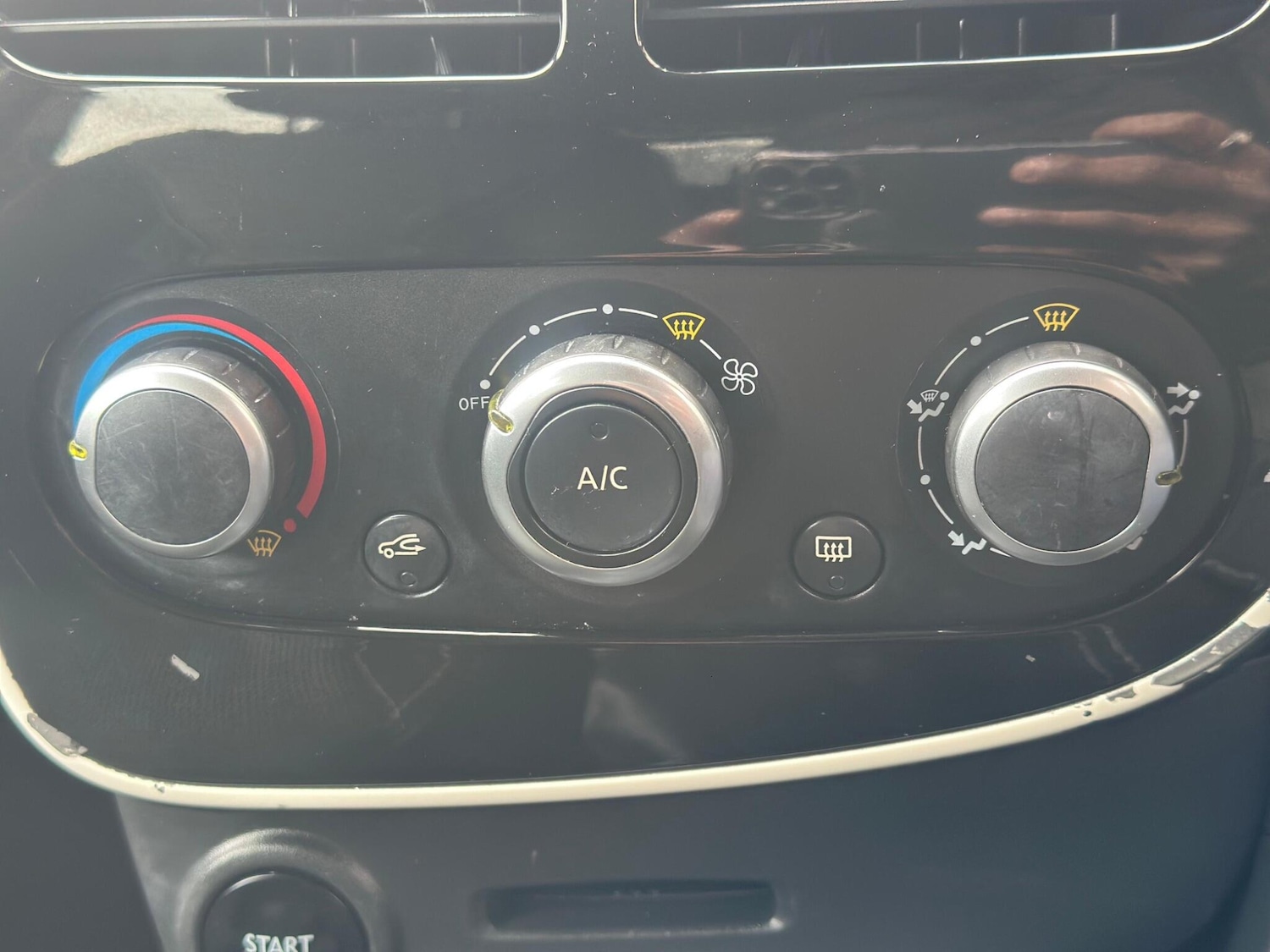 Used Renault Clio 2016 for sale - 78072468: Photo 23