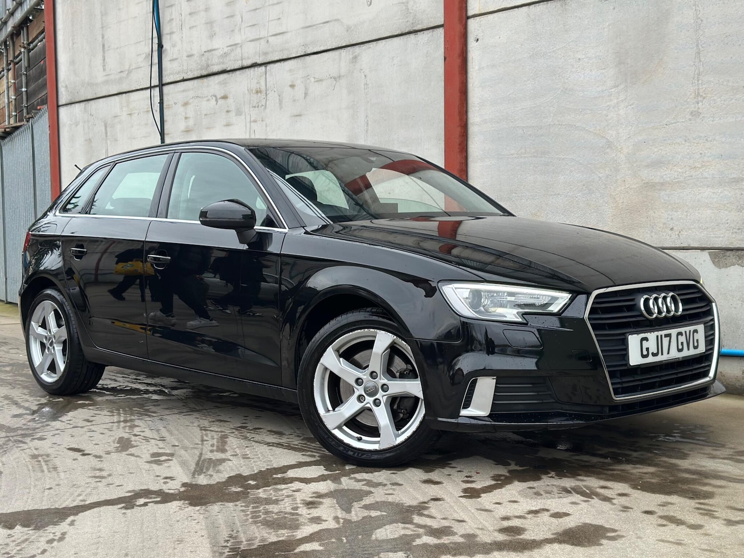 Used Audi A3 2017 for sale - 77637392: Photo 2