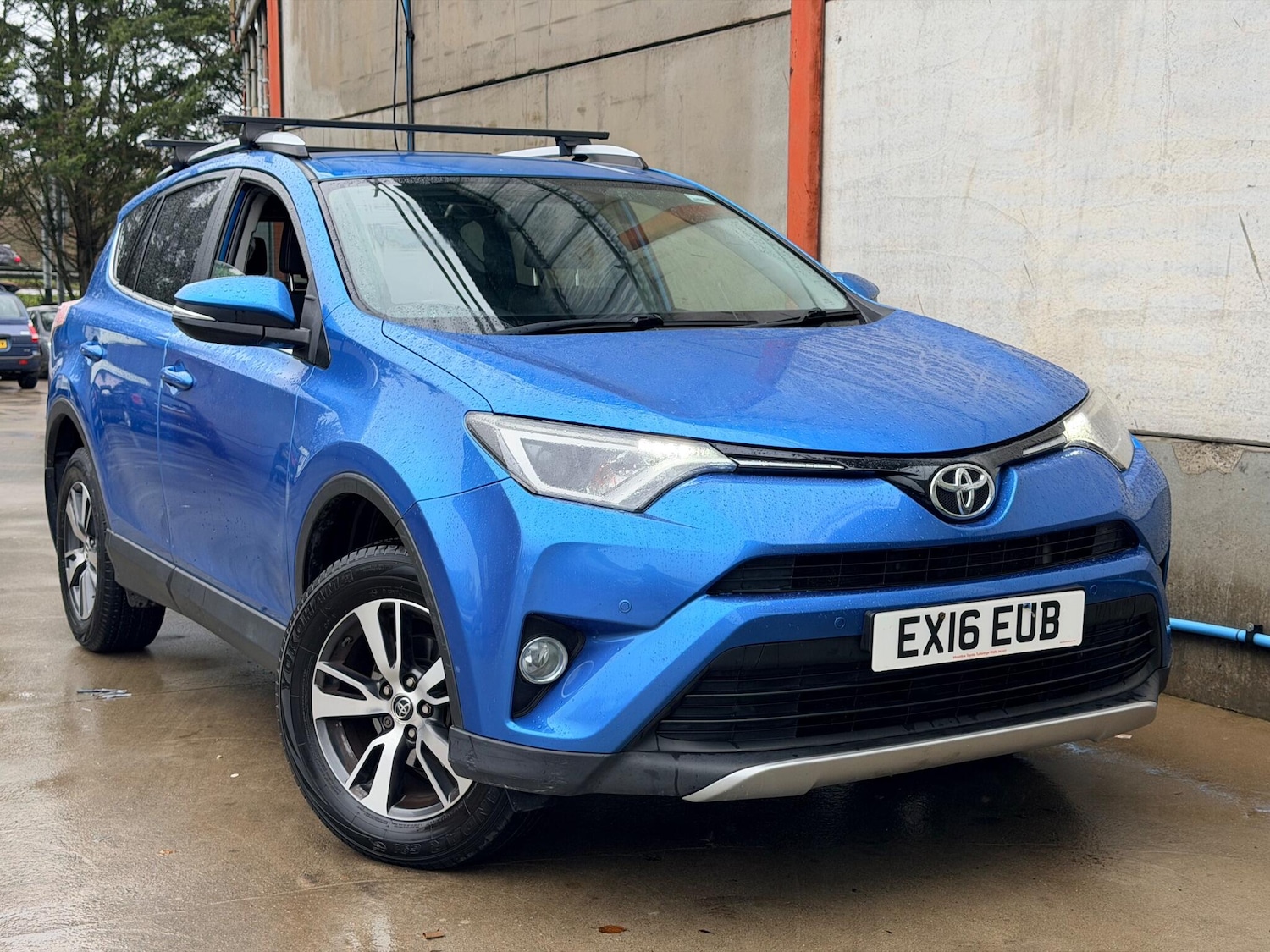 Used Toyota RAV4 2016 for sale - 76759349: Photo 1