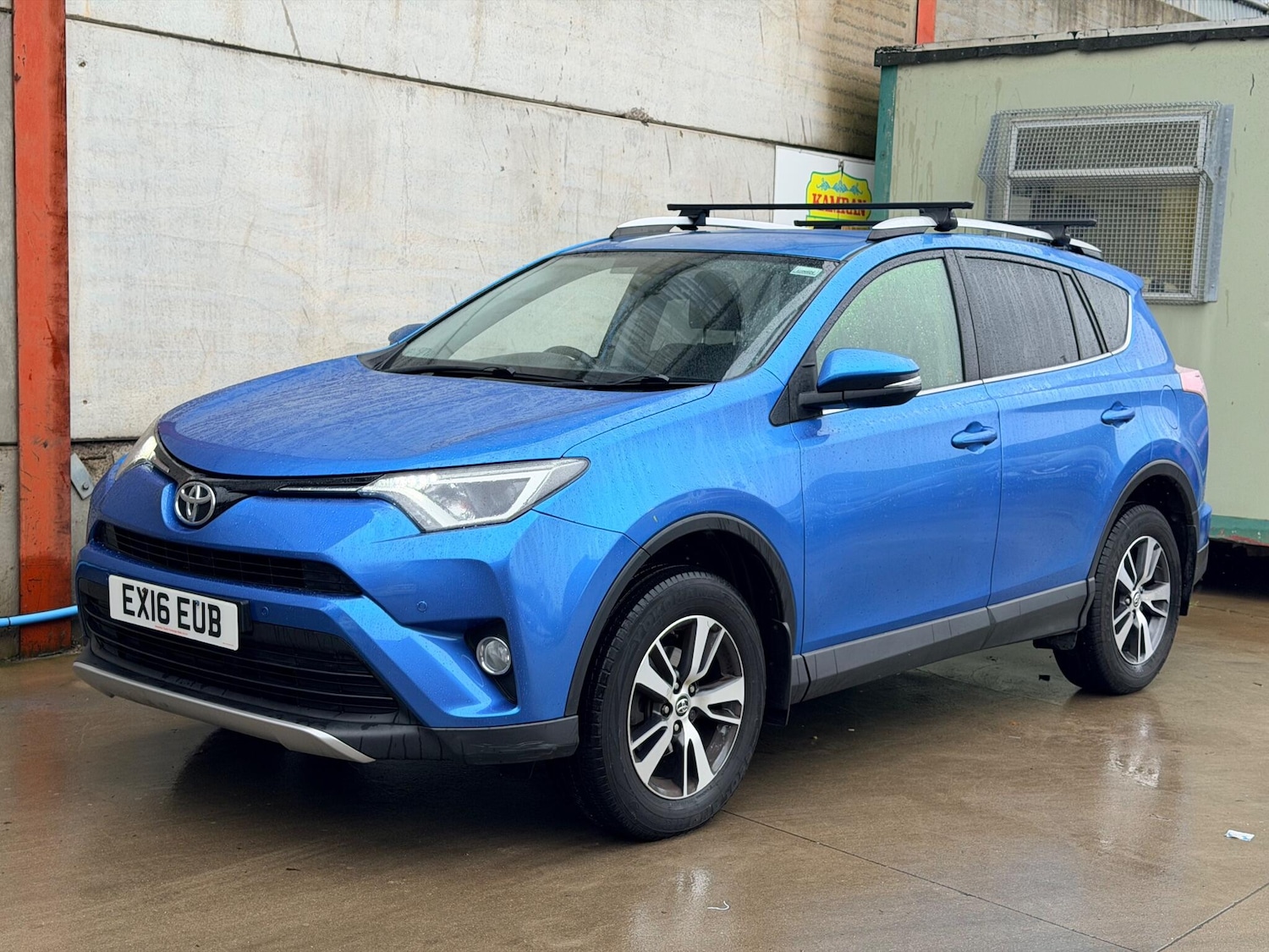 Used Toyota RAV4 2016 for sale - 76759349: Photo 10