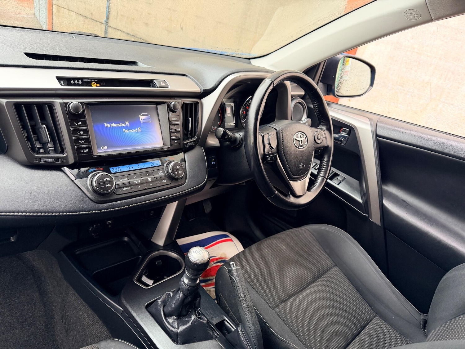 Used Toyota RAV4 2016 for sale - 76759349: Photo 13