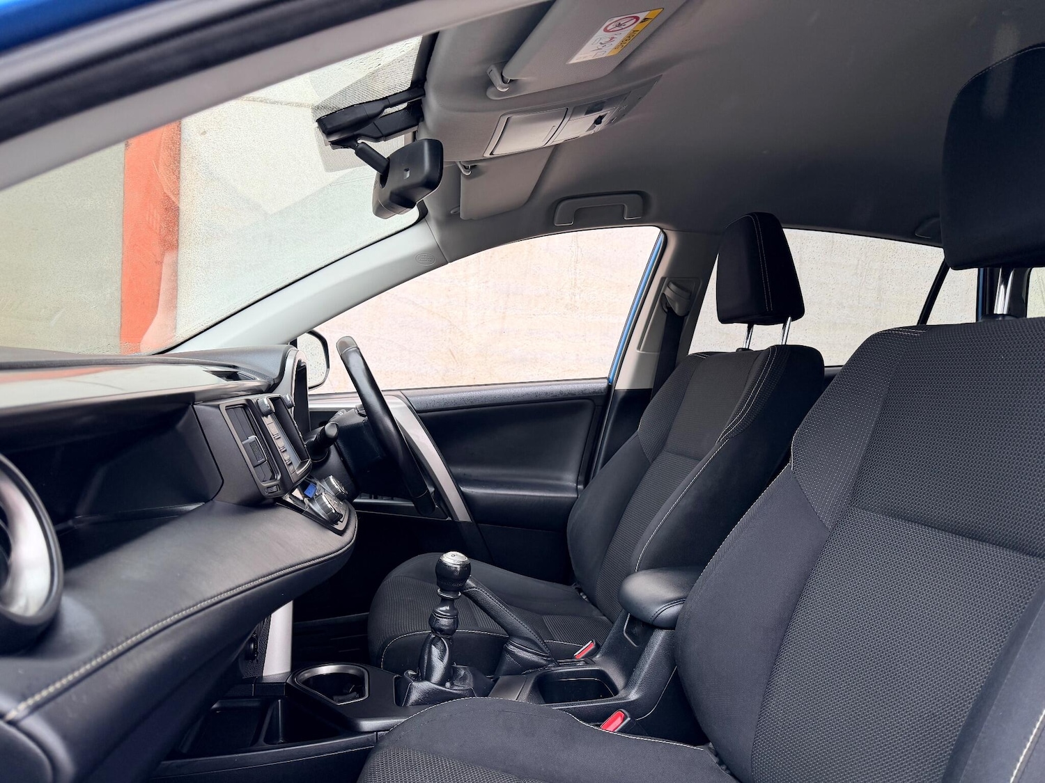 Used Toyota RAV4 2016 for sale - 76759349: Photo 16