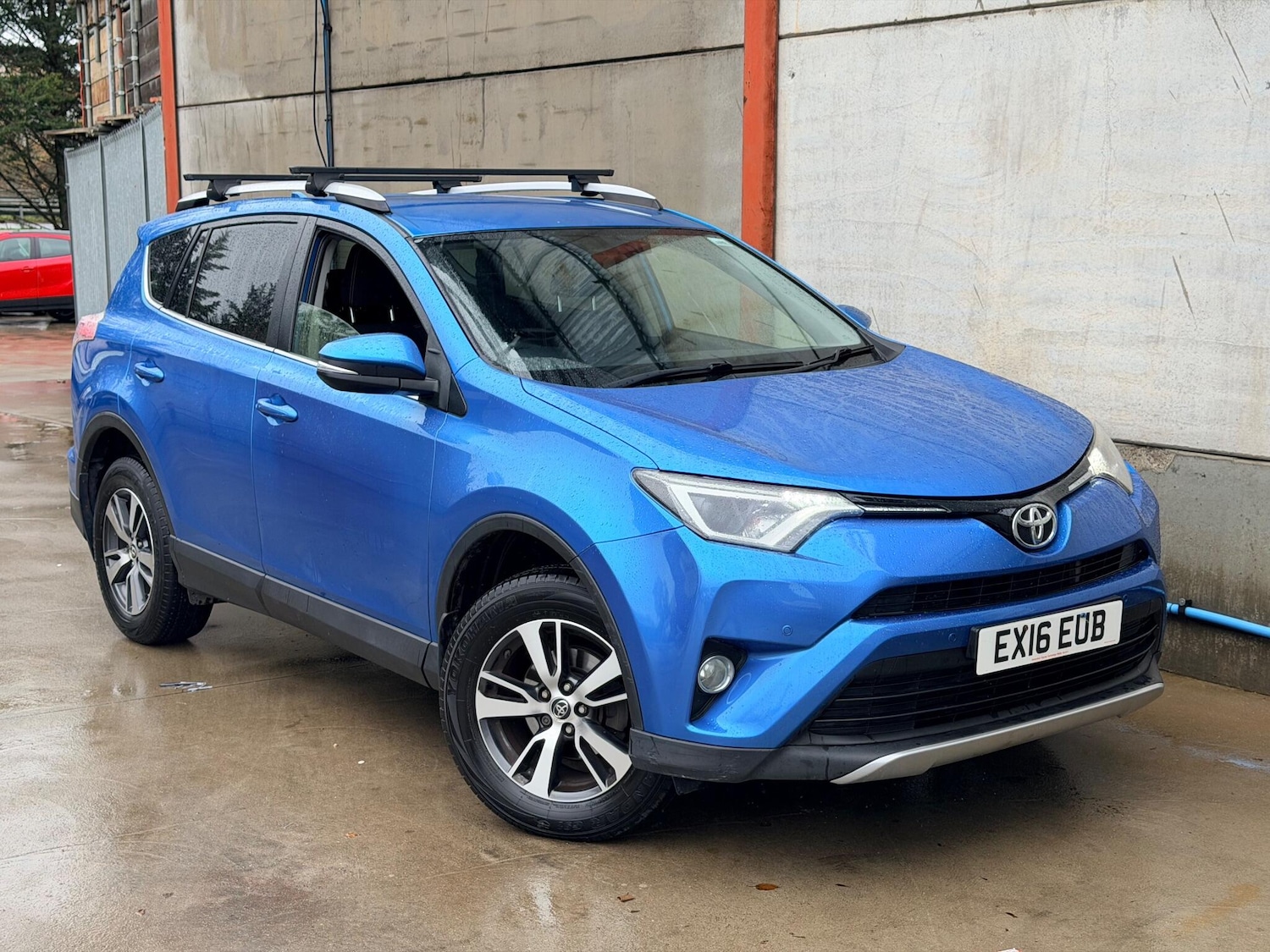 Used Toyota RAV4 2016 for sale - 76759349: Photo 2