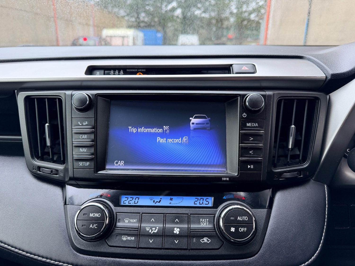 Used Toyota RAV4 2016 for sale - 76759349: Photo 20