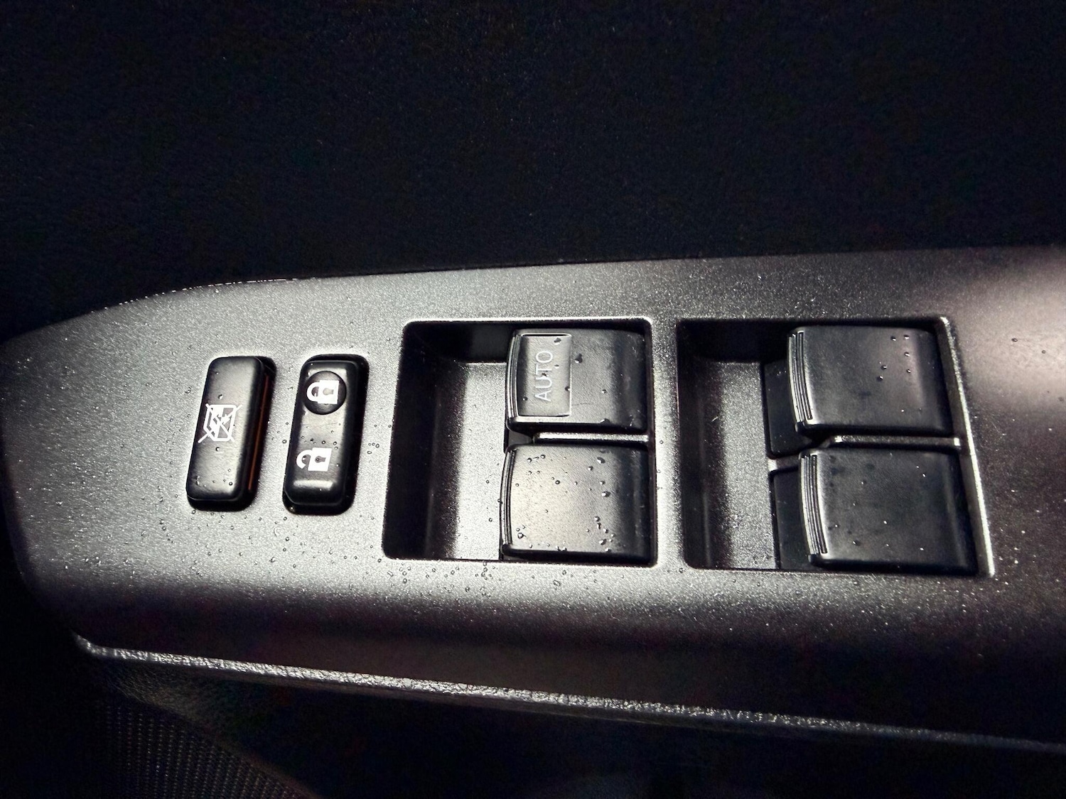 Used Toyota RAV4 2016 for sale - 76759349: Photo 23