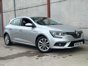 Used Renault Megane 2016 for sale - 79780522: Photo