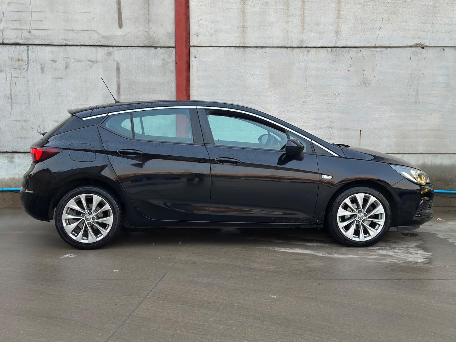 Used Vauxhall Astra 2017 for sale - 77120726: Photo 10