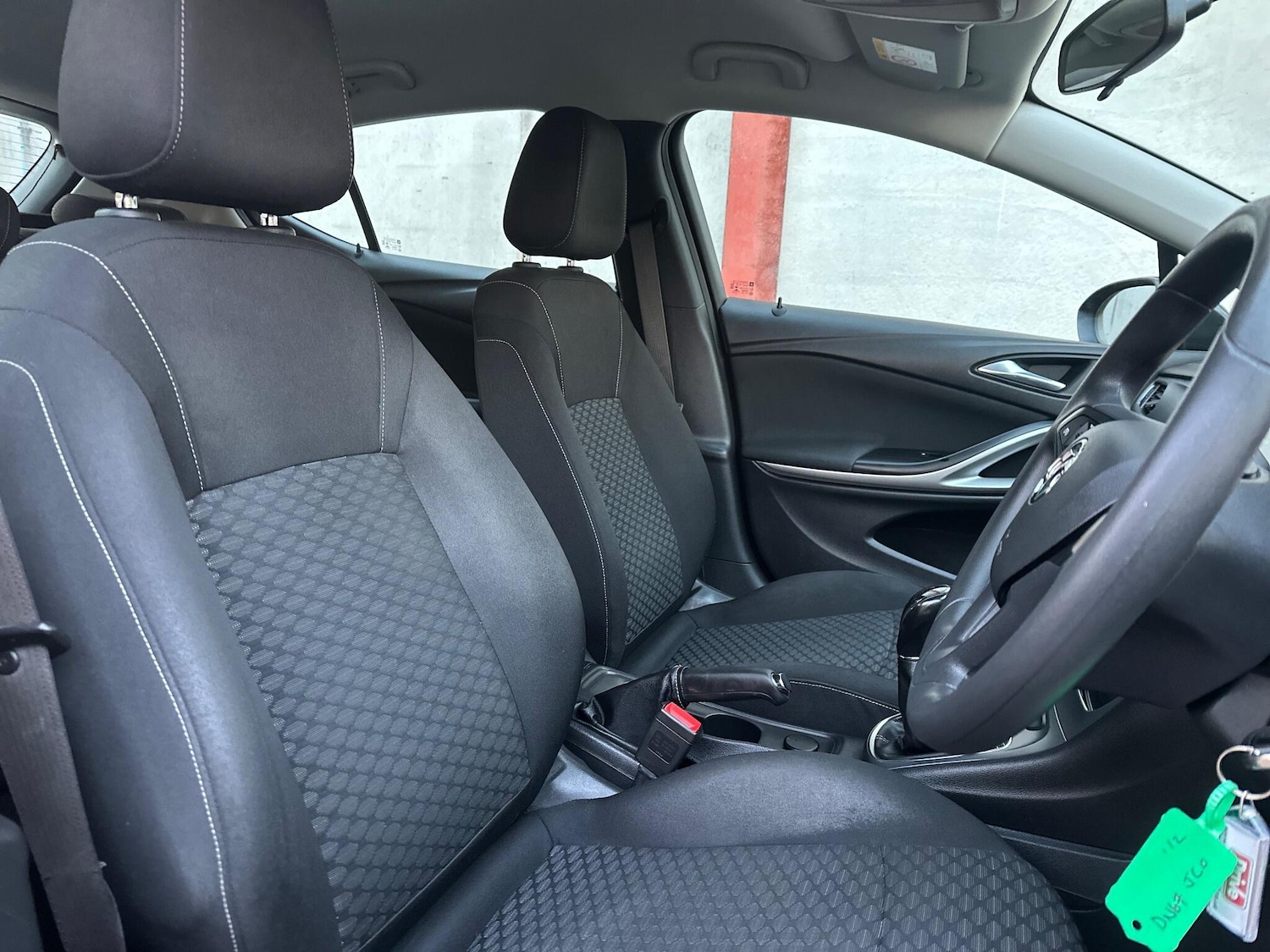 Used Vauxhall Astra 2017 for sale - 77120726: Photo 15