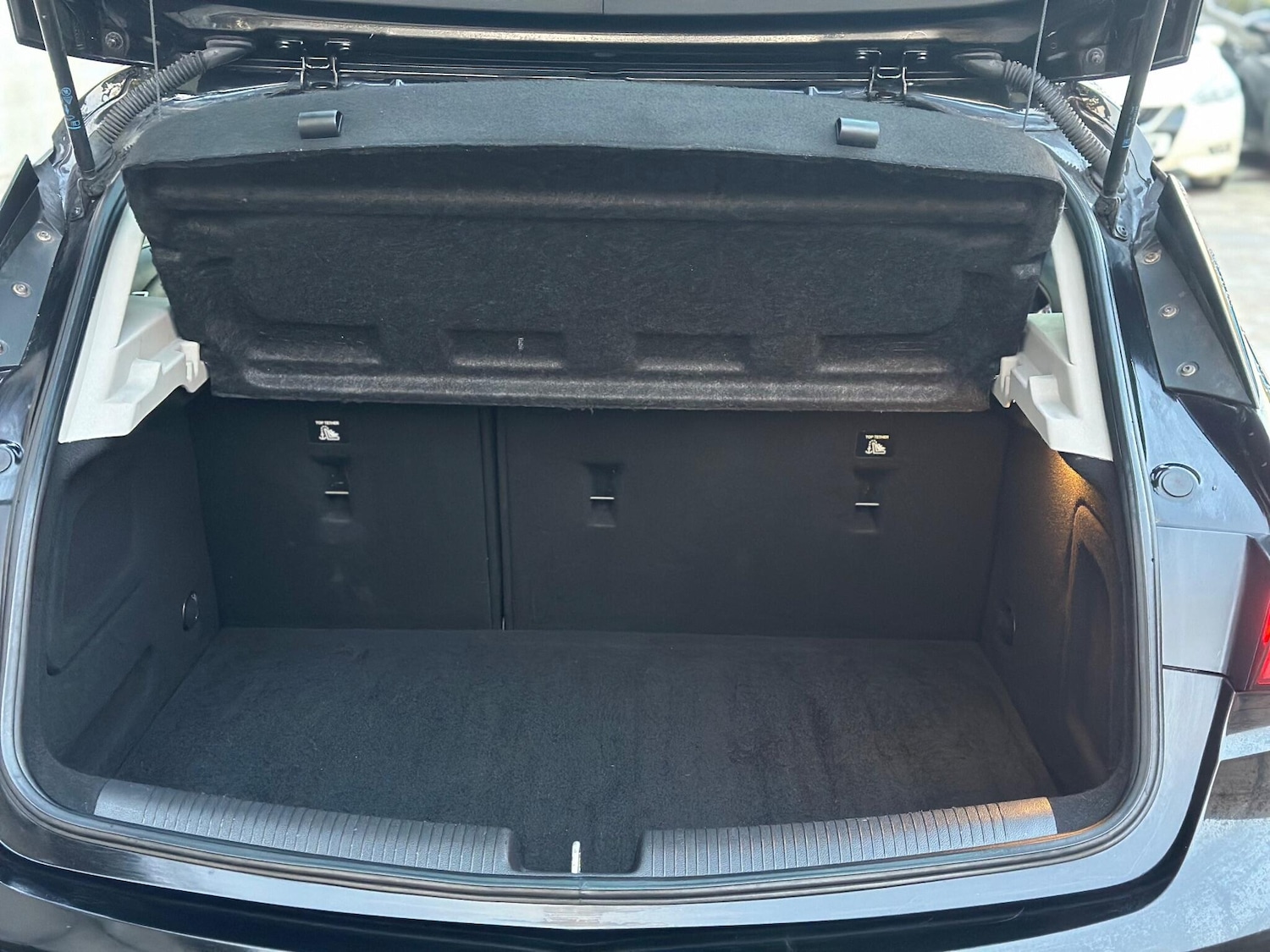 Used Vauxhall Astra 2017 for sale - 77120726: Photo 26