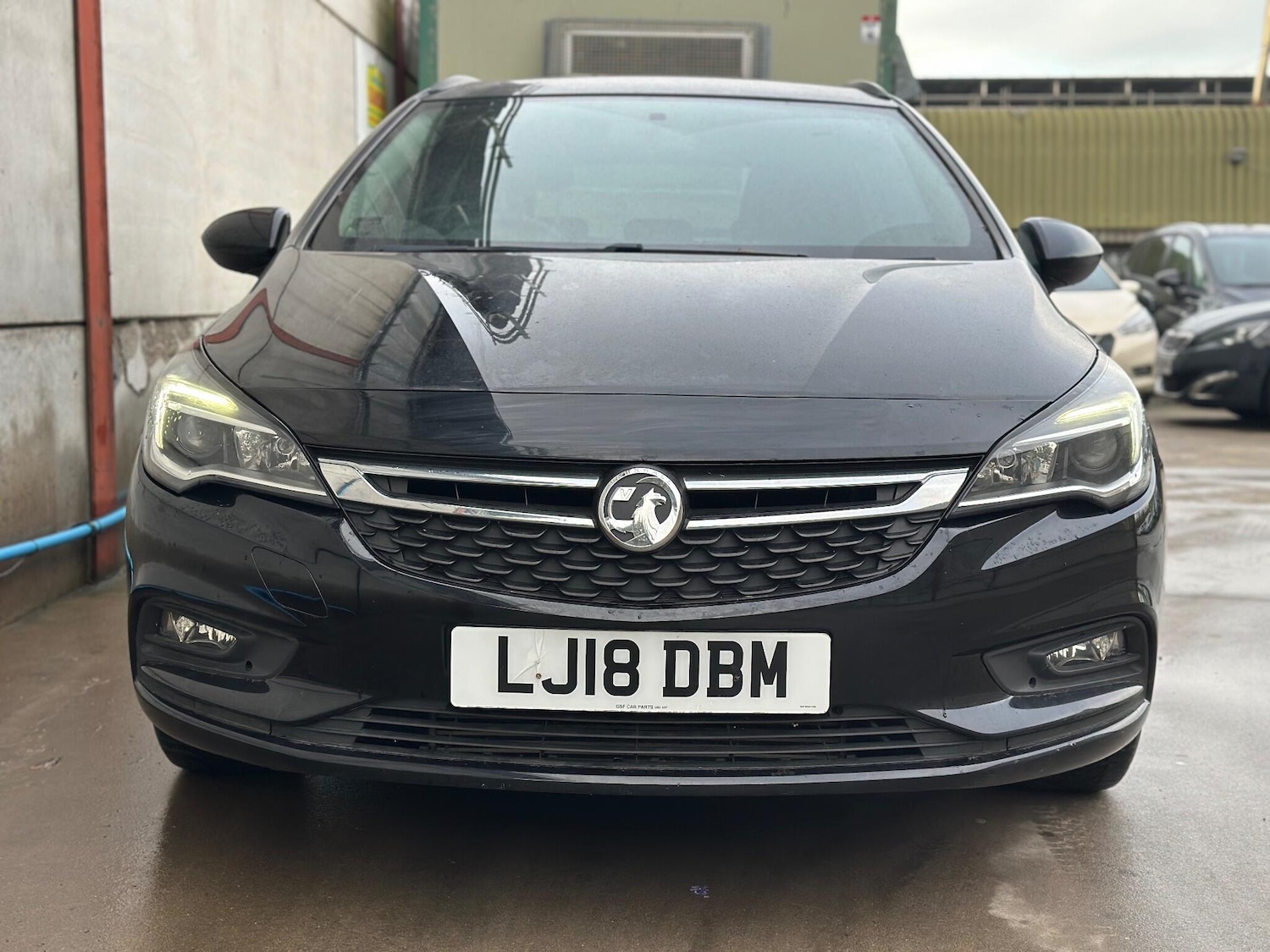 Used Vauxhall Astra 2017 for sale - 77120726: Photo 3