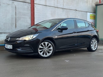 Used Vauxhall Astra 2017 for sale - 77120726: Photo