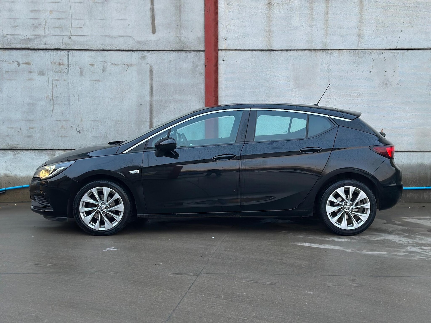Used Vauxhall Astra 2017 for sale - 77120726: Photo 7