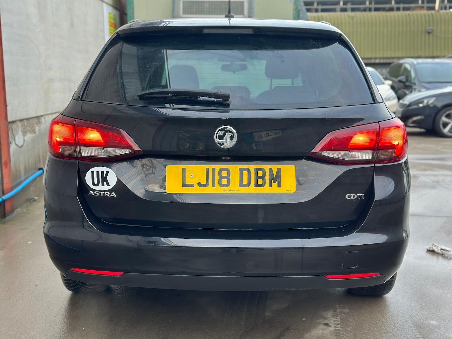 Used Vauxhall Astra 2017 for sale - 77120726: Photo 9