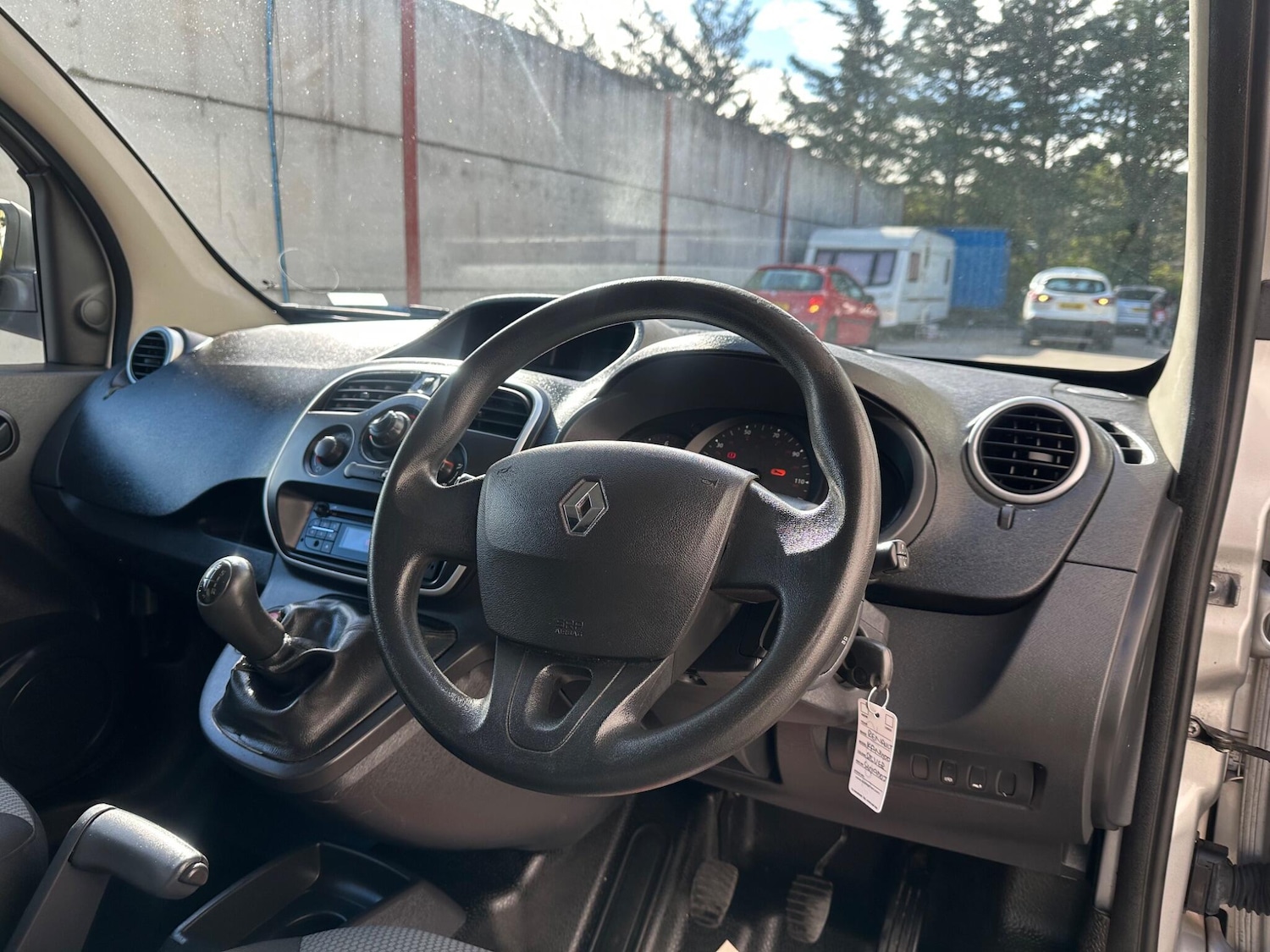 Used Renault Kangoo 2019 for sale - 76042280: Photo 19