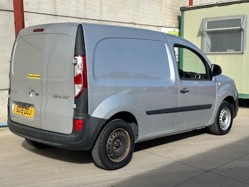 Used Renault Kangoo 2019 for sale - 76042280: Photo