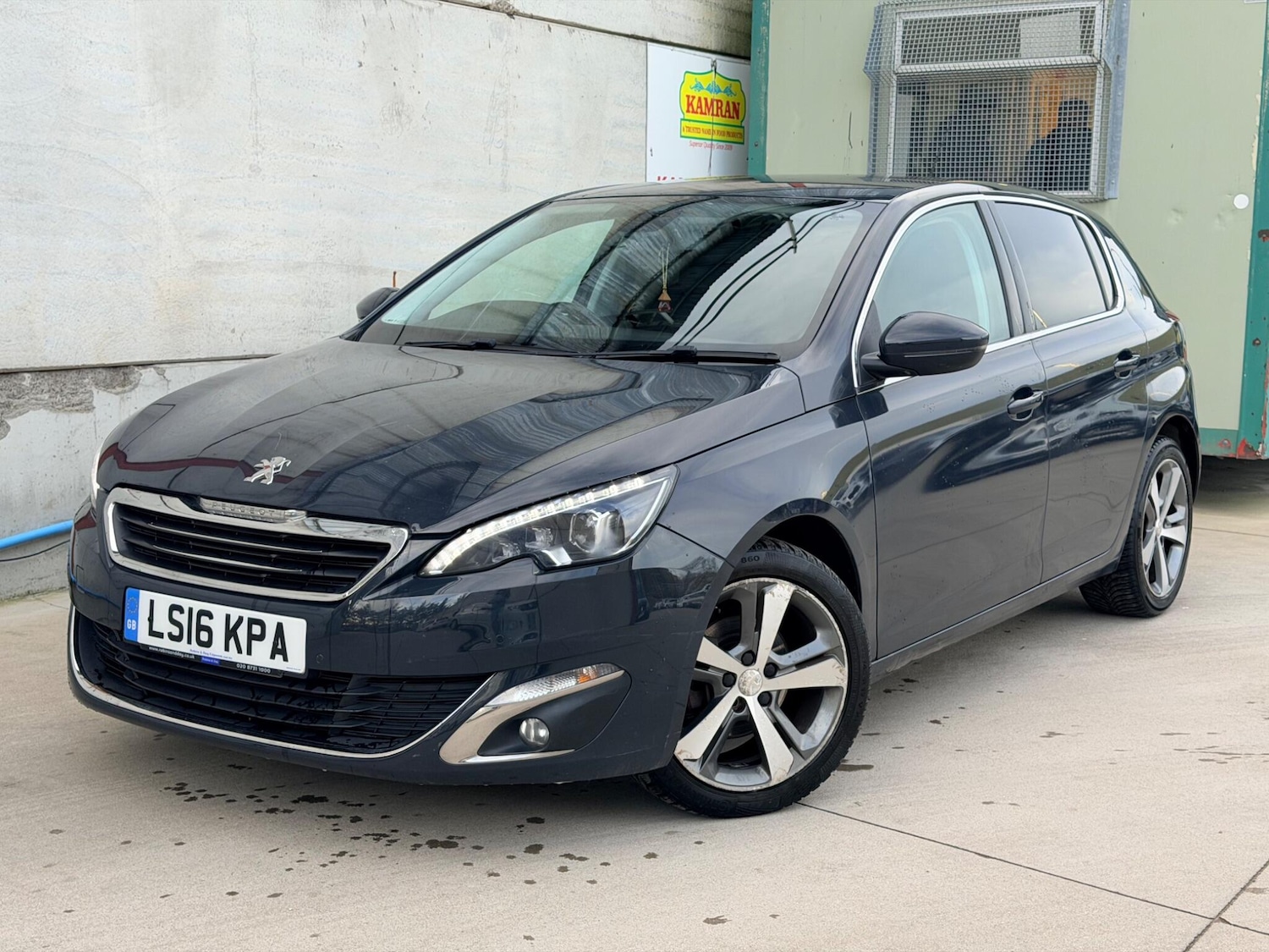 Used Peugeot 308 2016 for sale - 77424707: Photo 11