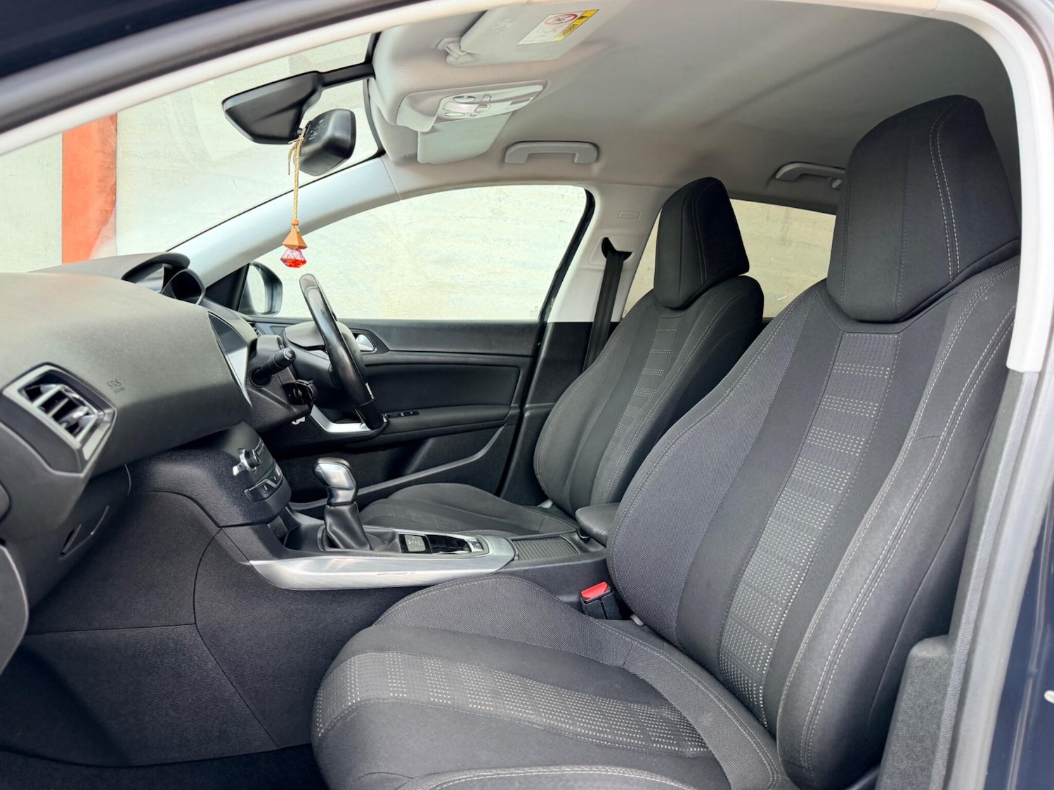 Used Peugeot 308 2016 for sale - 77424707: Photo 15