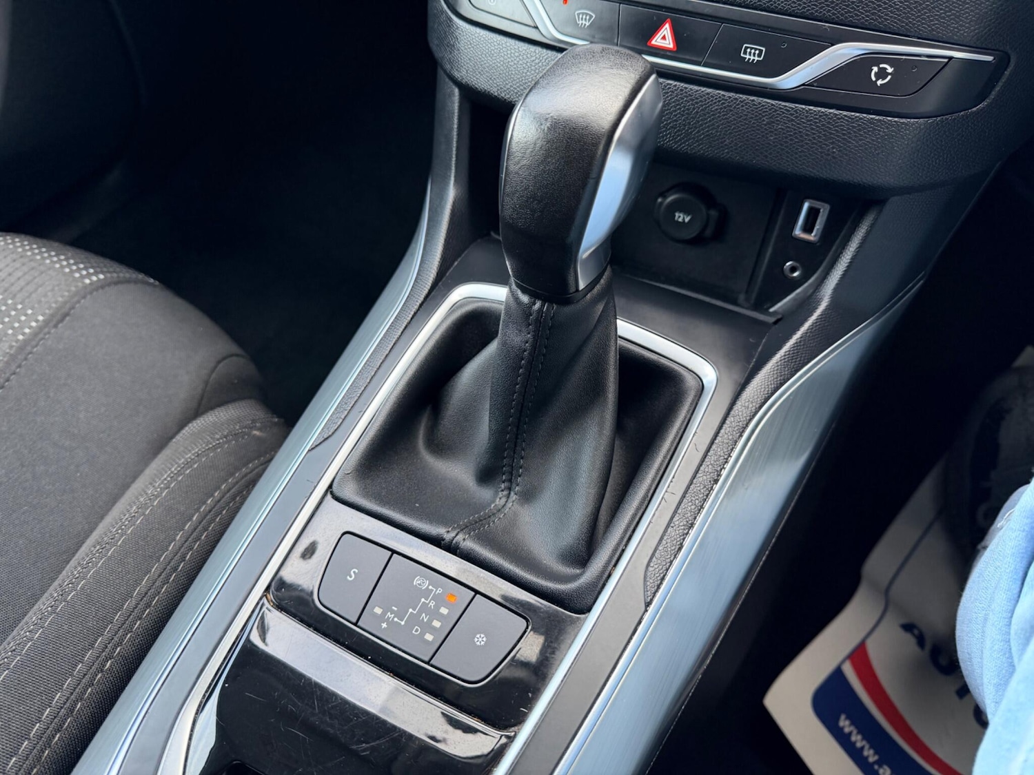 Used Peugeot 308 2016 for sale - 77424707: Photo 24