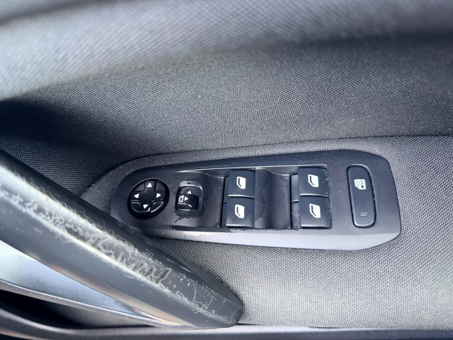 Used Peugeot 308 2016 for sale - 77424707: Photo 32