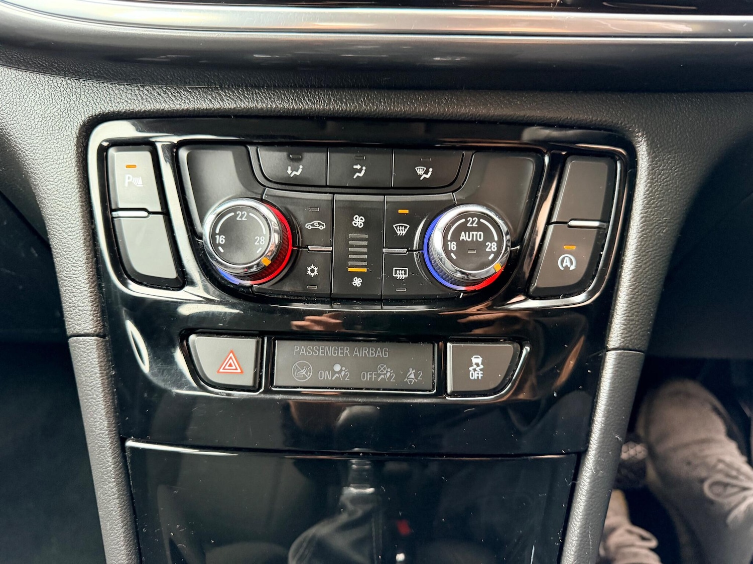 Used Vauxhall Mokka X 2017 for sale - 76765111: Photo 25