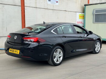 Used Vauxhall Insignia 2019 for sale - 78461479: Photo
