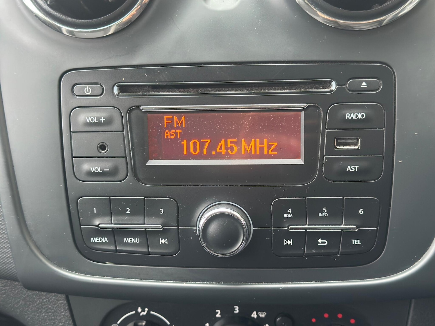 Used Dacia Sandero 2015 for sale - 77637499: Photo 20