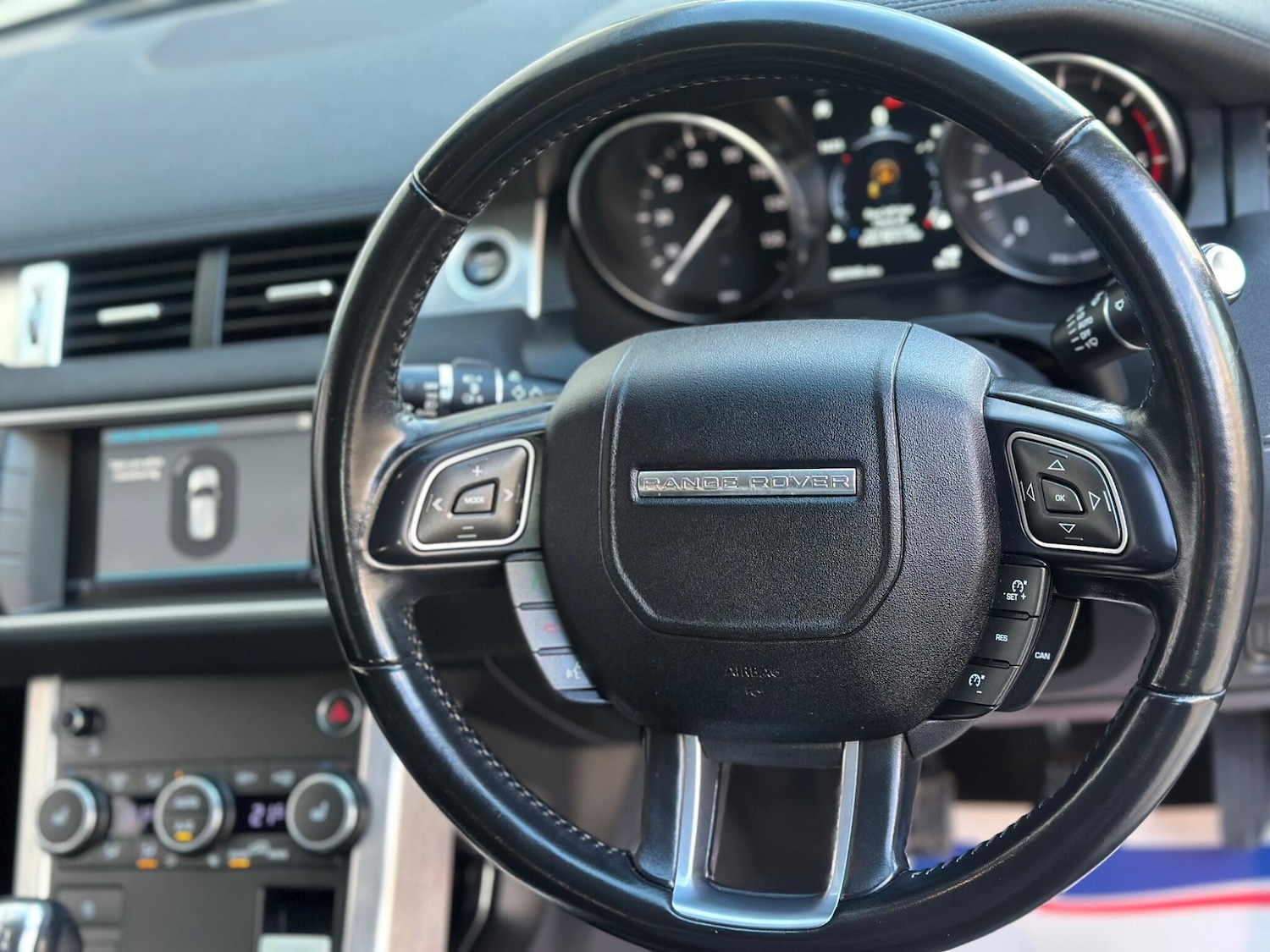 Used Land Rover Range Rover Evoque 2018 for sale - 77278729: Photo 28