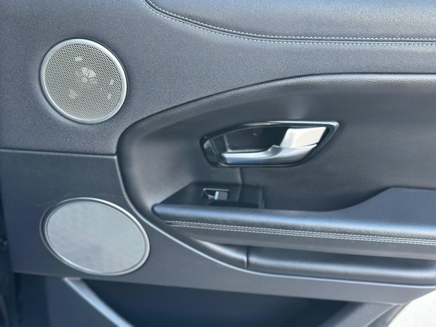 Used Land Rover Range Rover Evoque 2018 for sale - 77278729: Photo 30