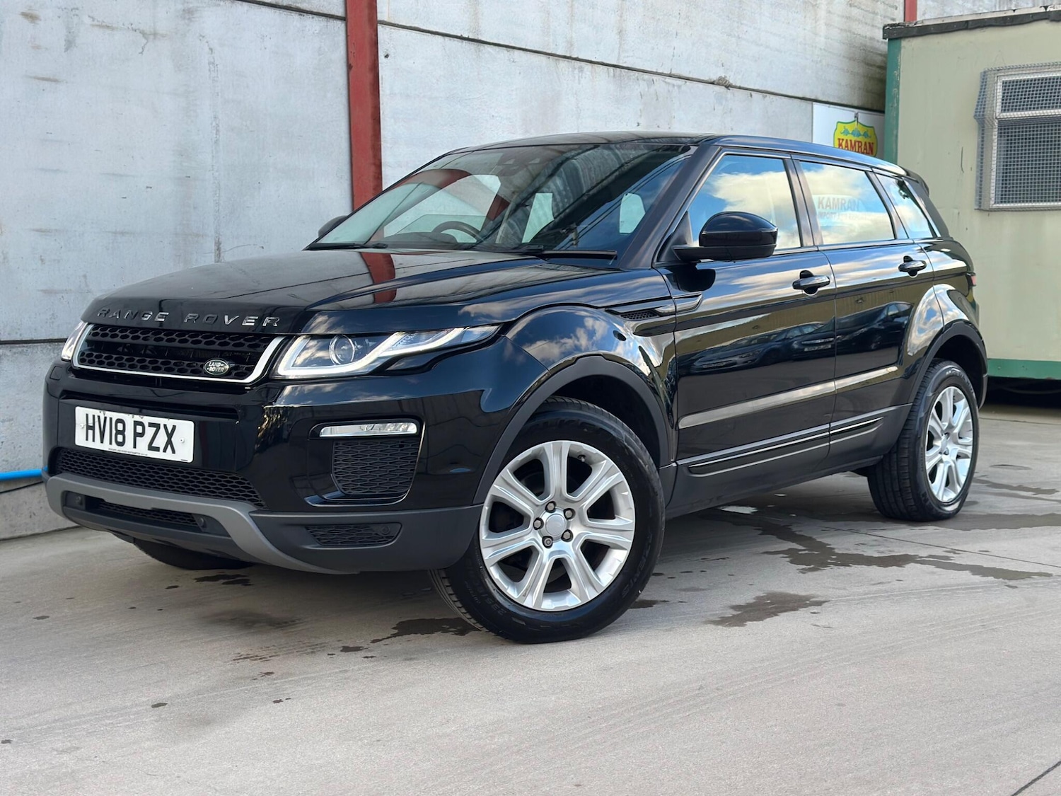 Used Land Rover Range Rover Evoque 2018 for sale - 77278729: Photo 4