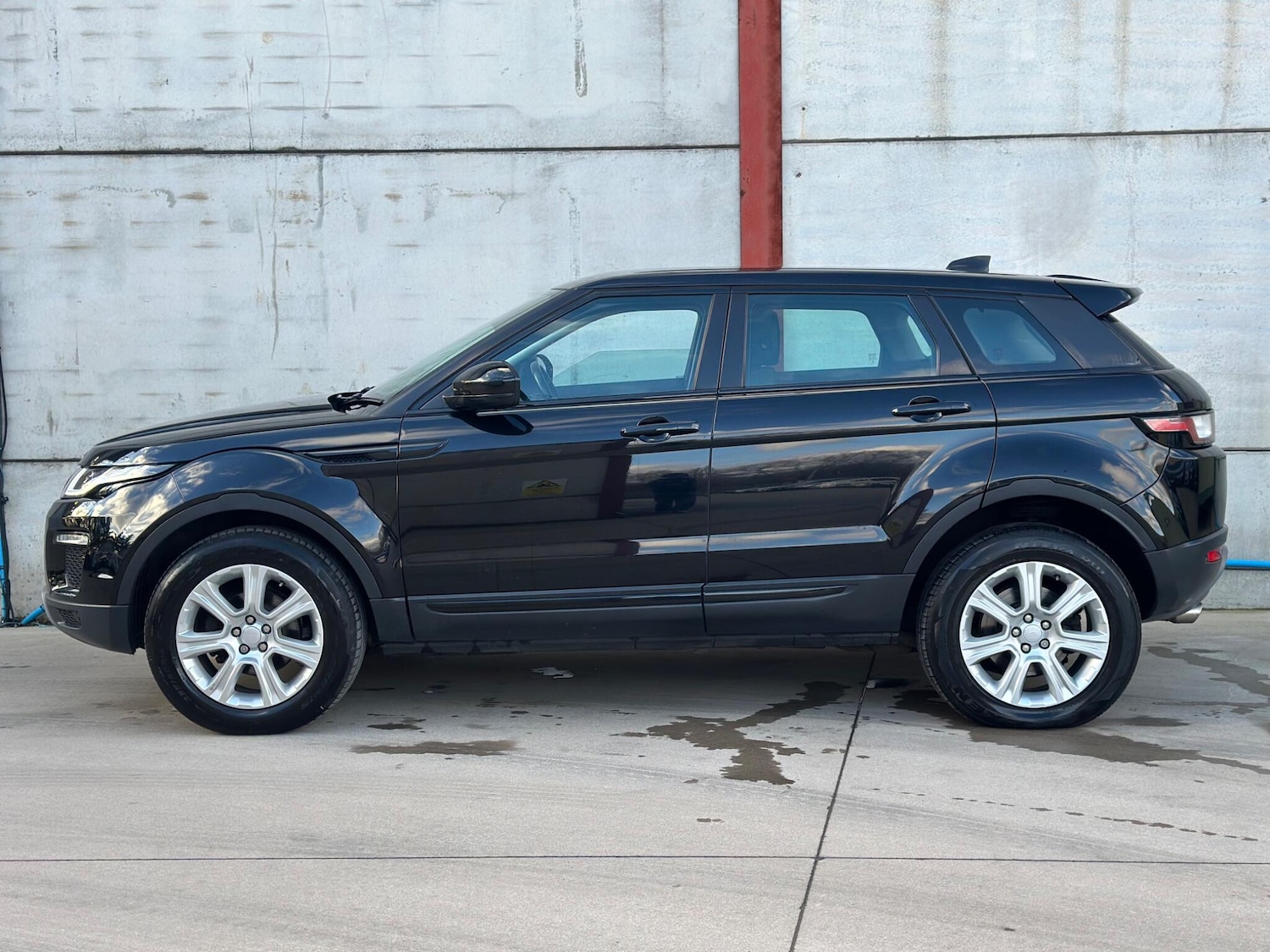 Used Land Rover Range Rover Evoque 2018 for sale - 77278729: Photo 6