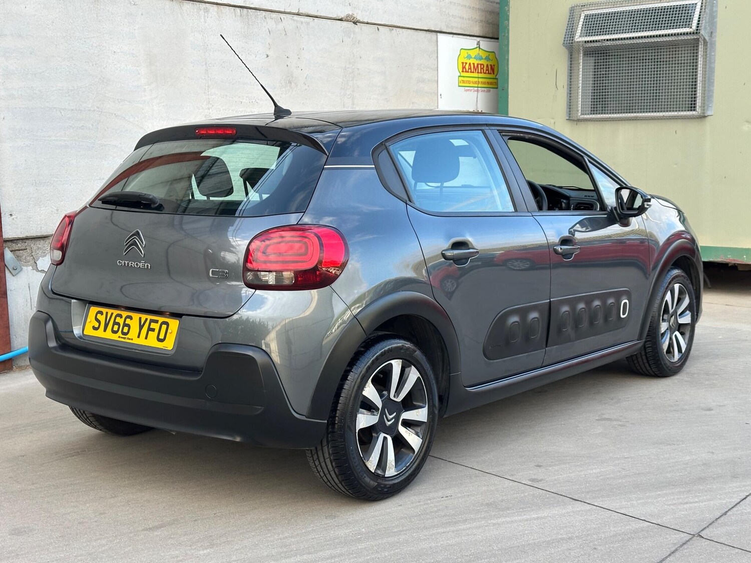 Vehicle 5