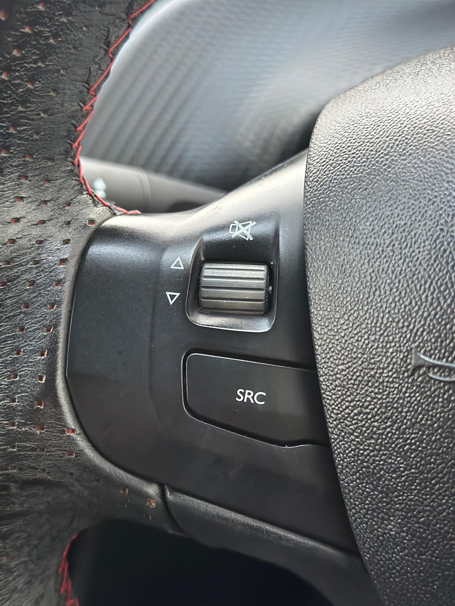 Used Peugeot 208 2018 for sale - 76388233: Photo 18