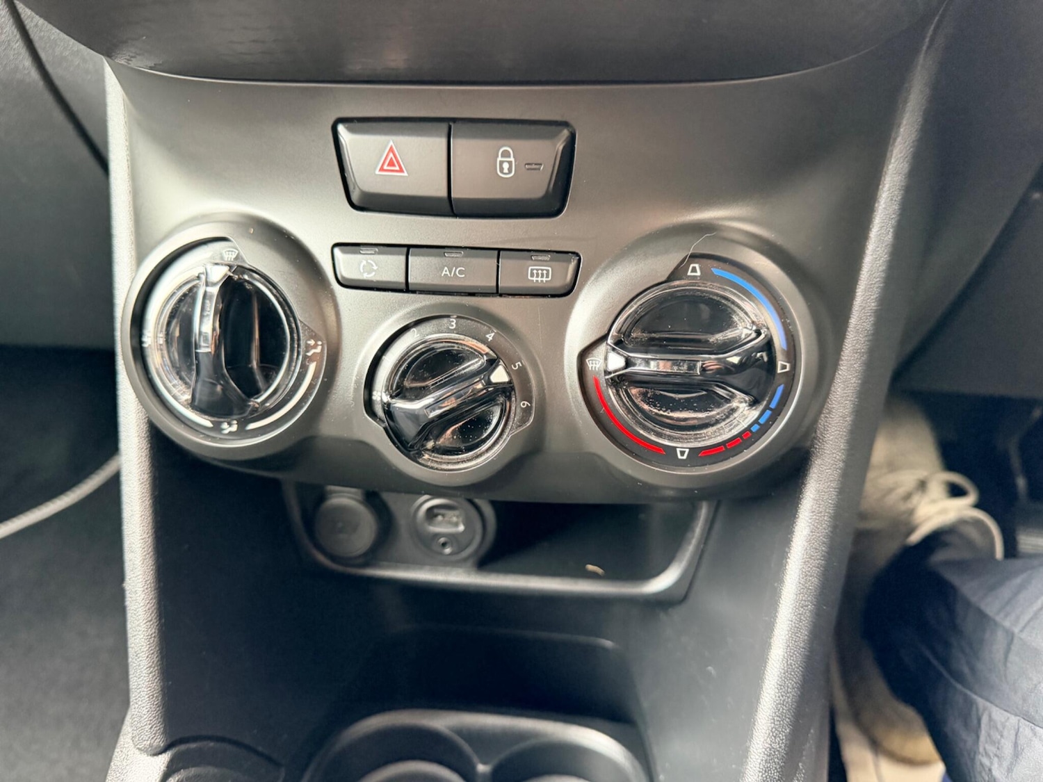 Used Peugeot 208 2016 for sale - 77799128: Photo 22