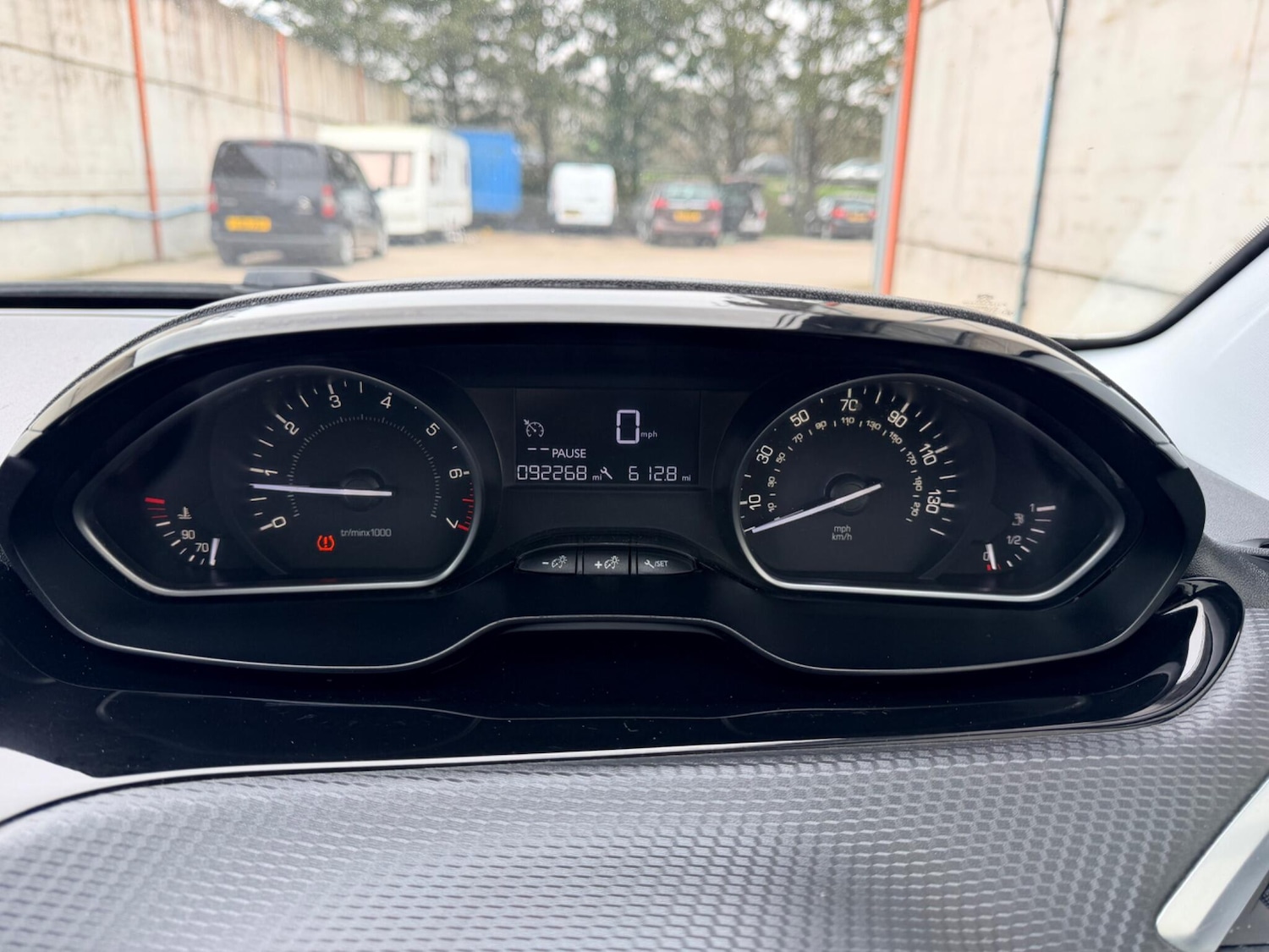 Used Peugeot 208 2016 for sale - 77799128: Photo 24