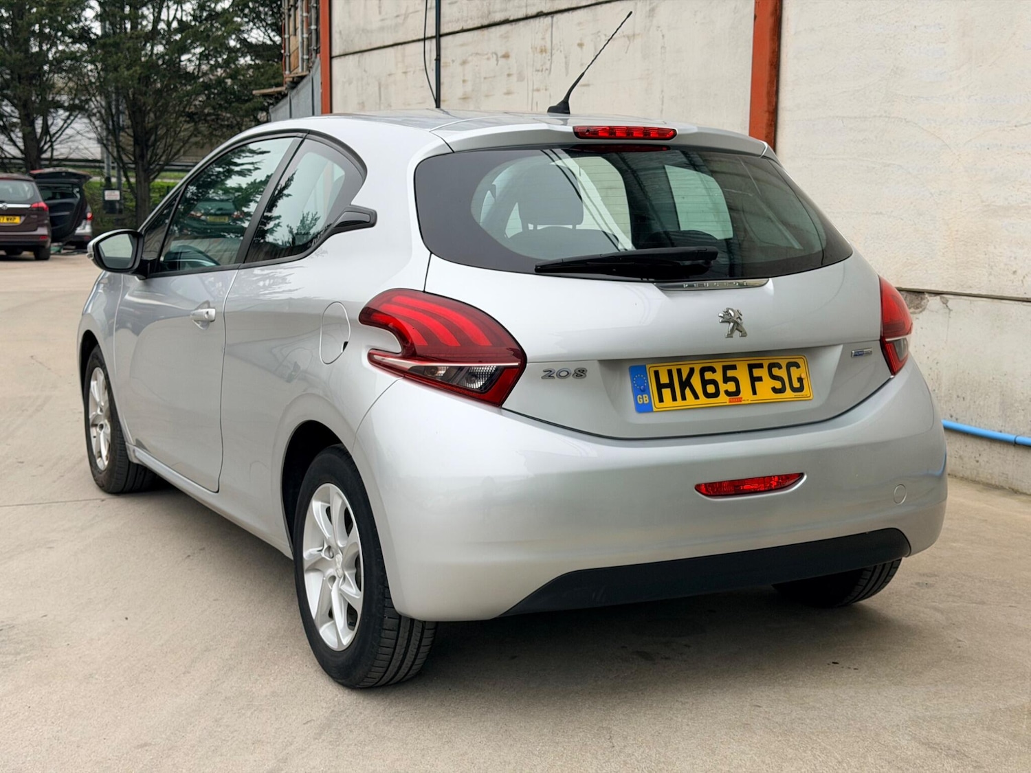 Used Peugeot 208 2016 for sale - 77799128: Photo 8