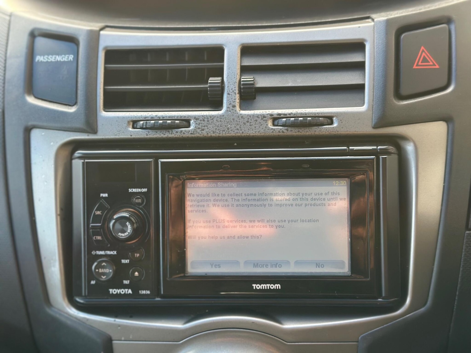 Used Toyota Yaris 2011 for sale - 76765777: Photo 22