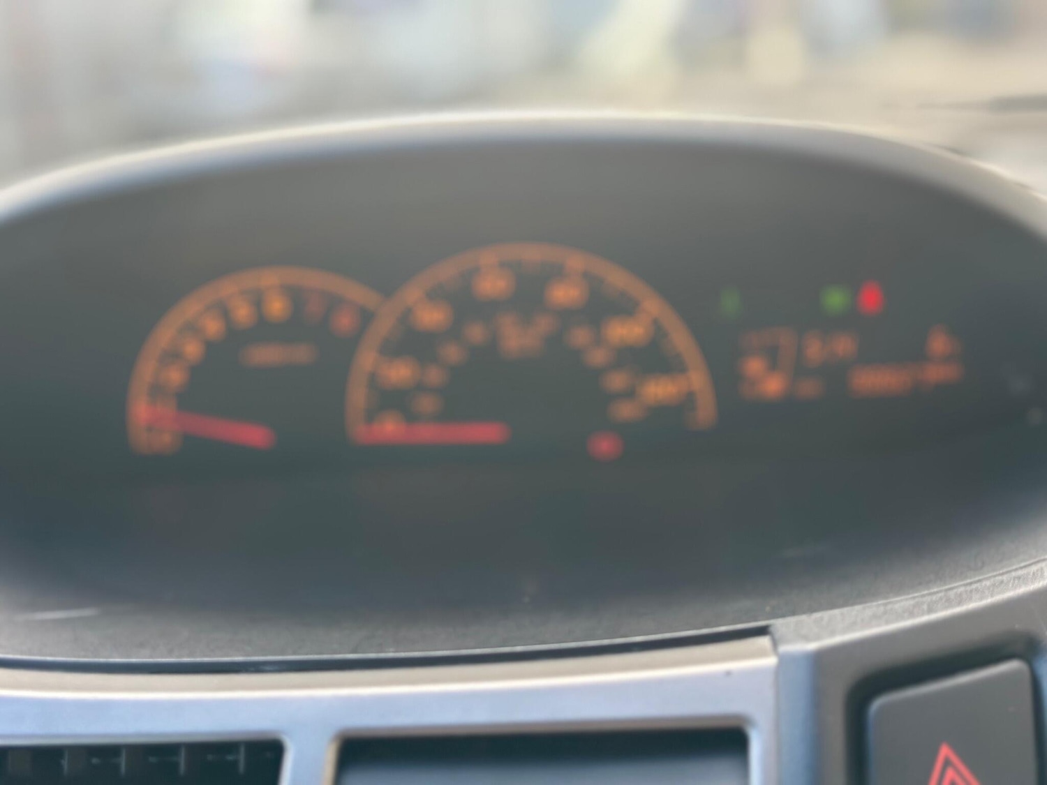 Used Toyota Yaris 2011 for sale - 76765777: Photo 24