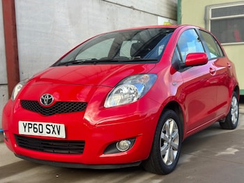 Used Toyota Yaris 2011 for sale - 76765777: Photo