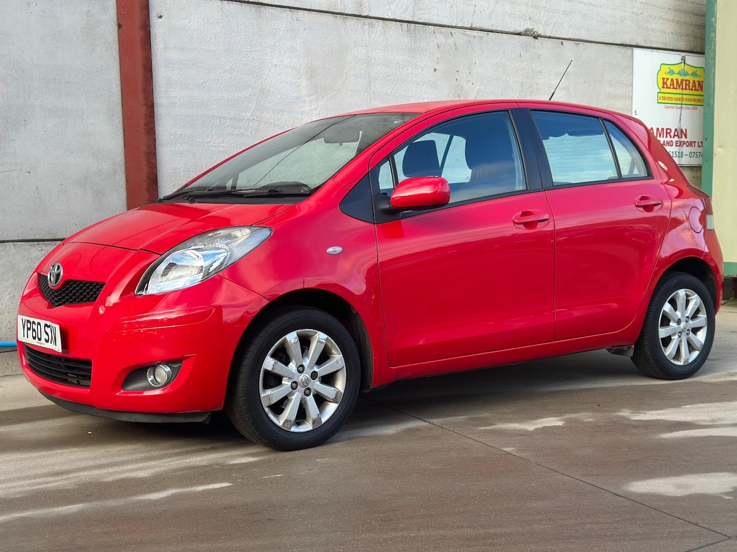 Used Toyota Yaris 2011 for sale - 76765777: Photo 6