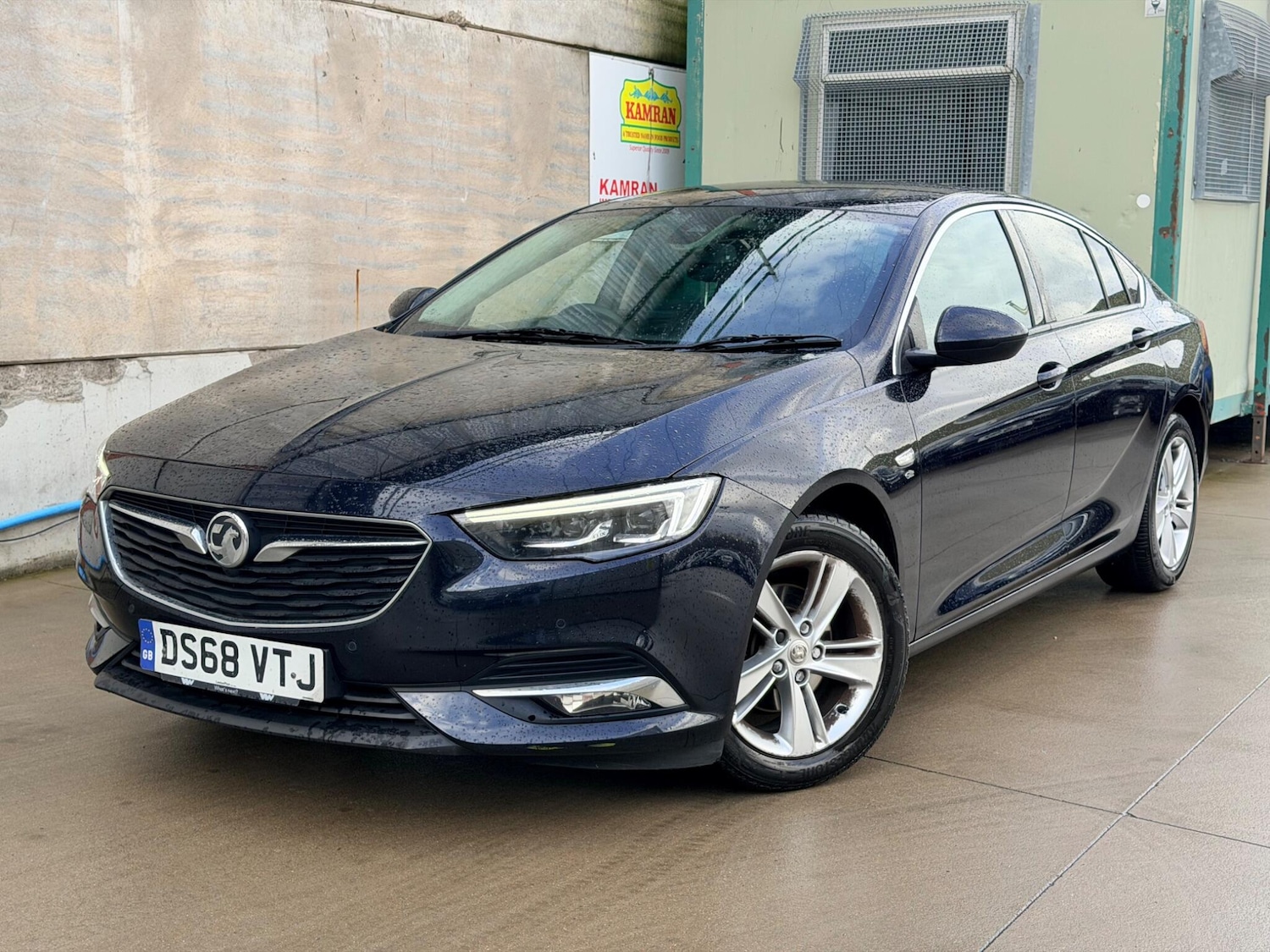 Used Vauxhall Insignia 2018 for sale - 77305684: Photo 10